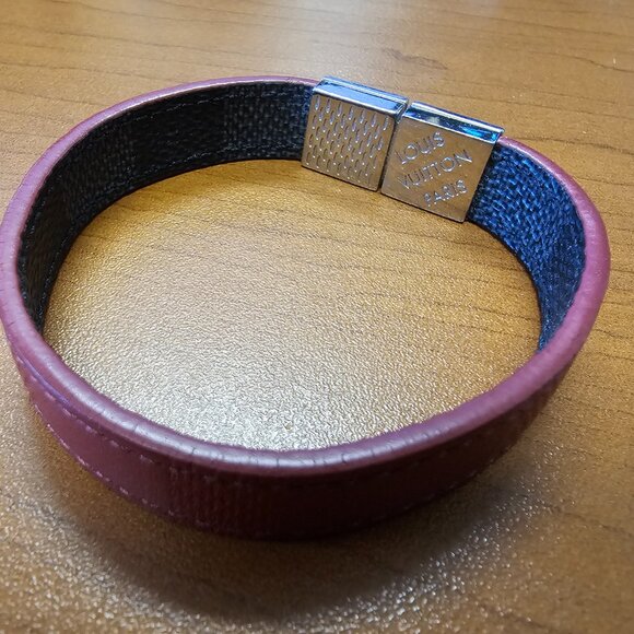 Louis Vuitton Monogram reversible bracelet - Picture 6 of 9